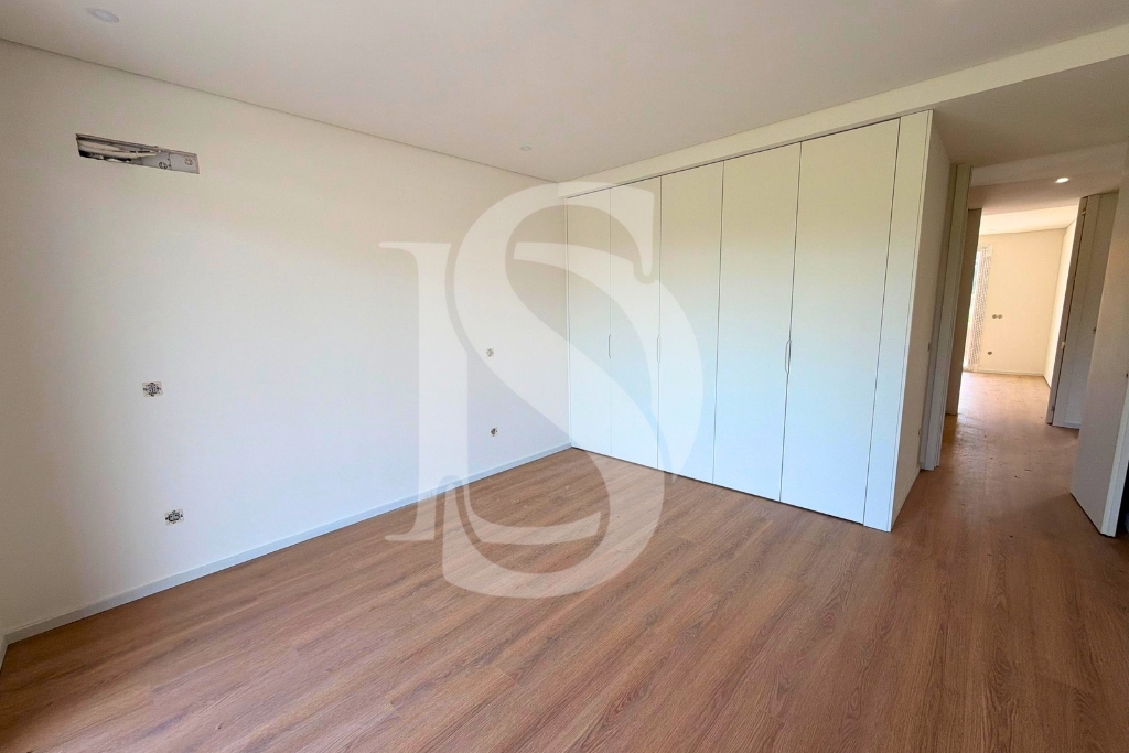 Moradia T4